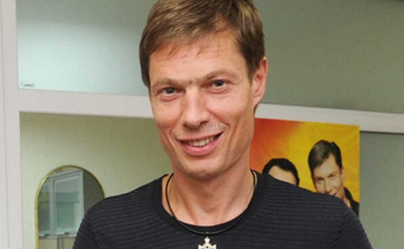 Что стало с юмористом Владимиром Моисеенко из «Кривого зеркала» ➤ Главное.net